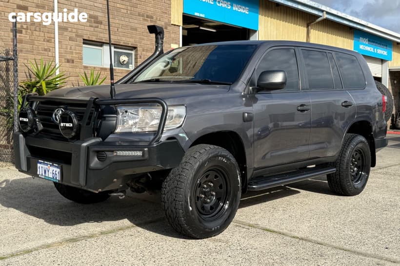 Grey 2017 Toyota Landcruiser Wagon Gx (4X4)