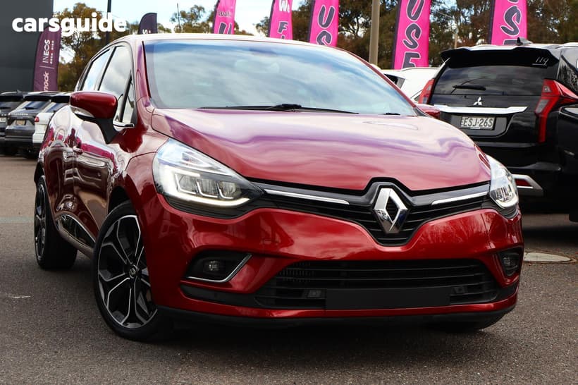 Red 2018 Renault Clio Hatchback Intens