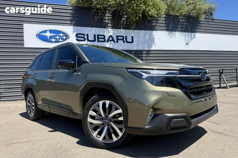 Green 2025 Subaru Forester Wagon Hybrid Touring (Awd)