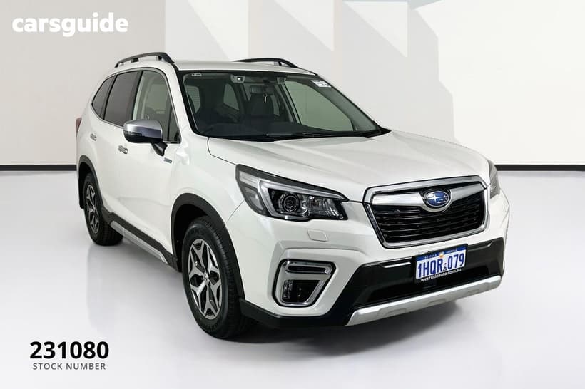 White 2020 Subaru Forester Wagon 2.0E-L Hybrid (Awd)