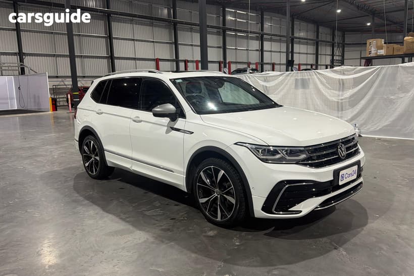 White 2022 Volkswagen Tiguan Wagon Allspace 162Tsi R-Line