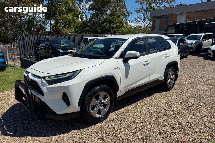 White 2022 Toyota RAV4 Wagon Gx (Awd) Hybrid