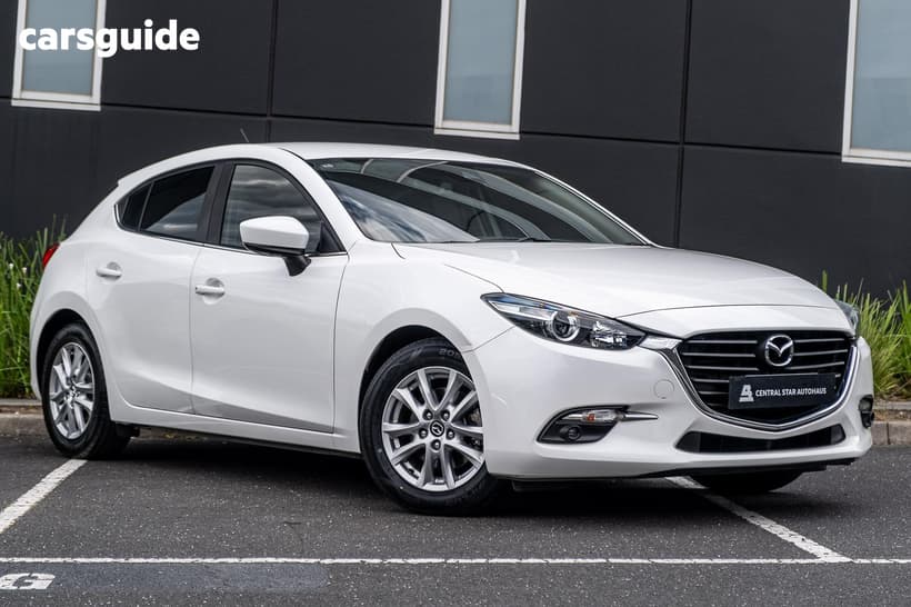 White 2018 Mazda 3 Hatchback Maxx Sport