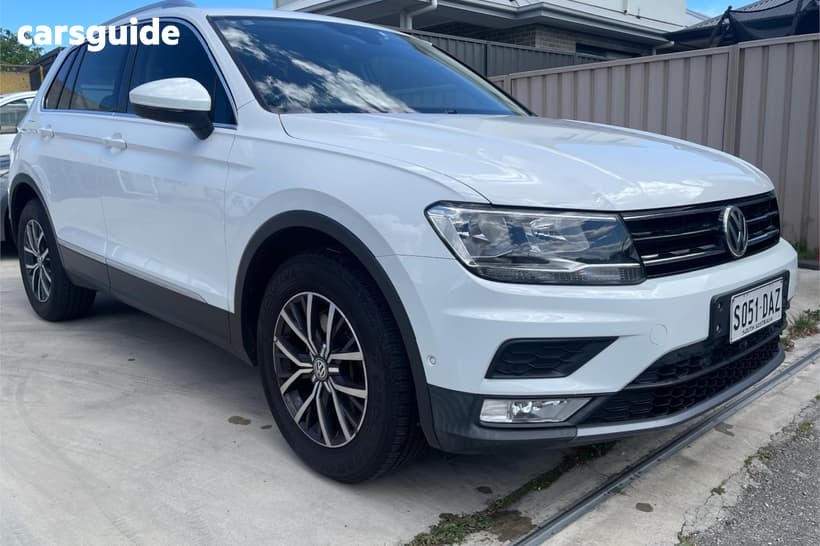 White 2017 Volkswagen Tiguan Wagon 132 Tsi Comfortline