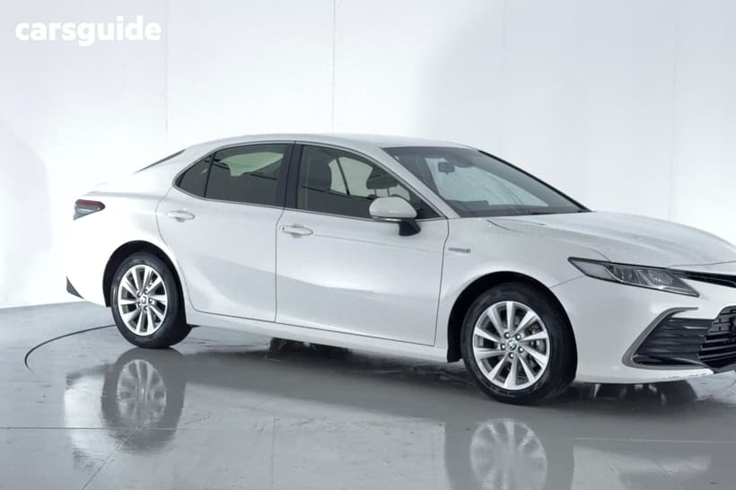 White 2024 Toyota Camry Sedan Ascent Hybrid