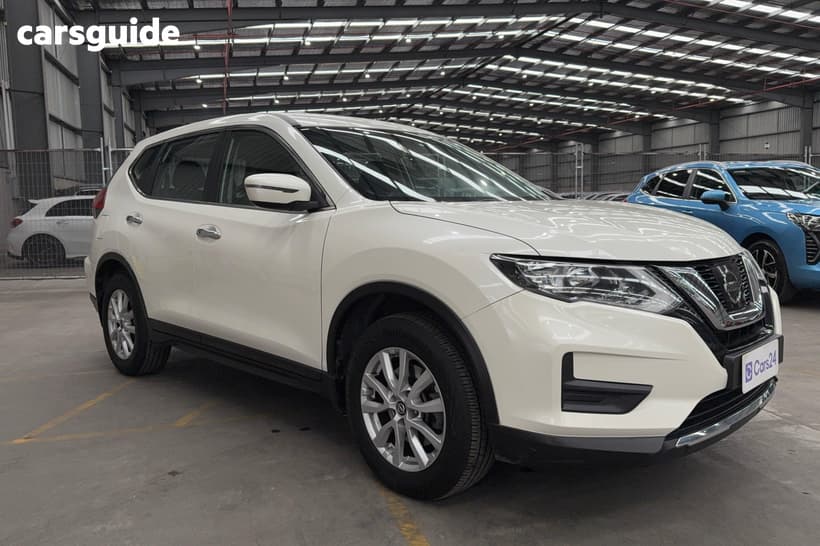 White 2018 Nissan X-Trail SUV