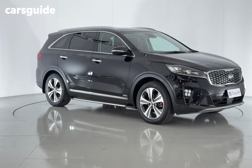 Black 2017 Kia Sorento SUV