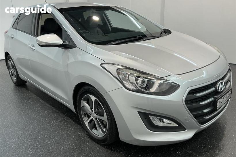 Silver 2016 Hyundai I30 Hatchback Active X 1.6 Crdi