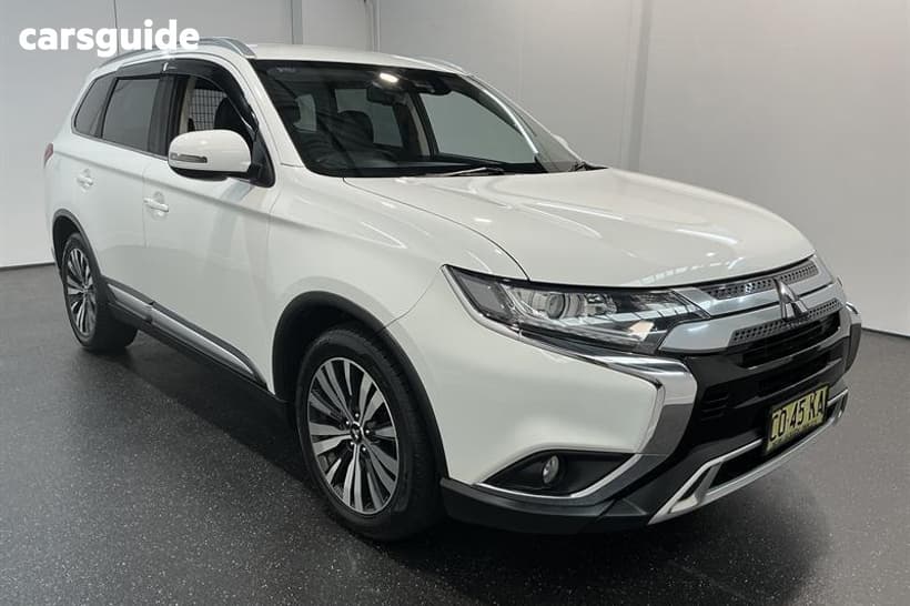 White 2018 Mitsubishi Outlander Wagon Ls 7 Seat (Awd)